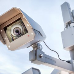 web-roehling-sicherheitstechnik-ueberwachungskamera.jpg